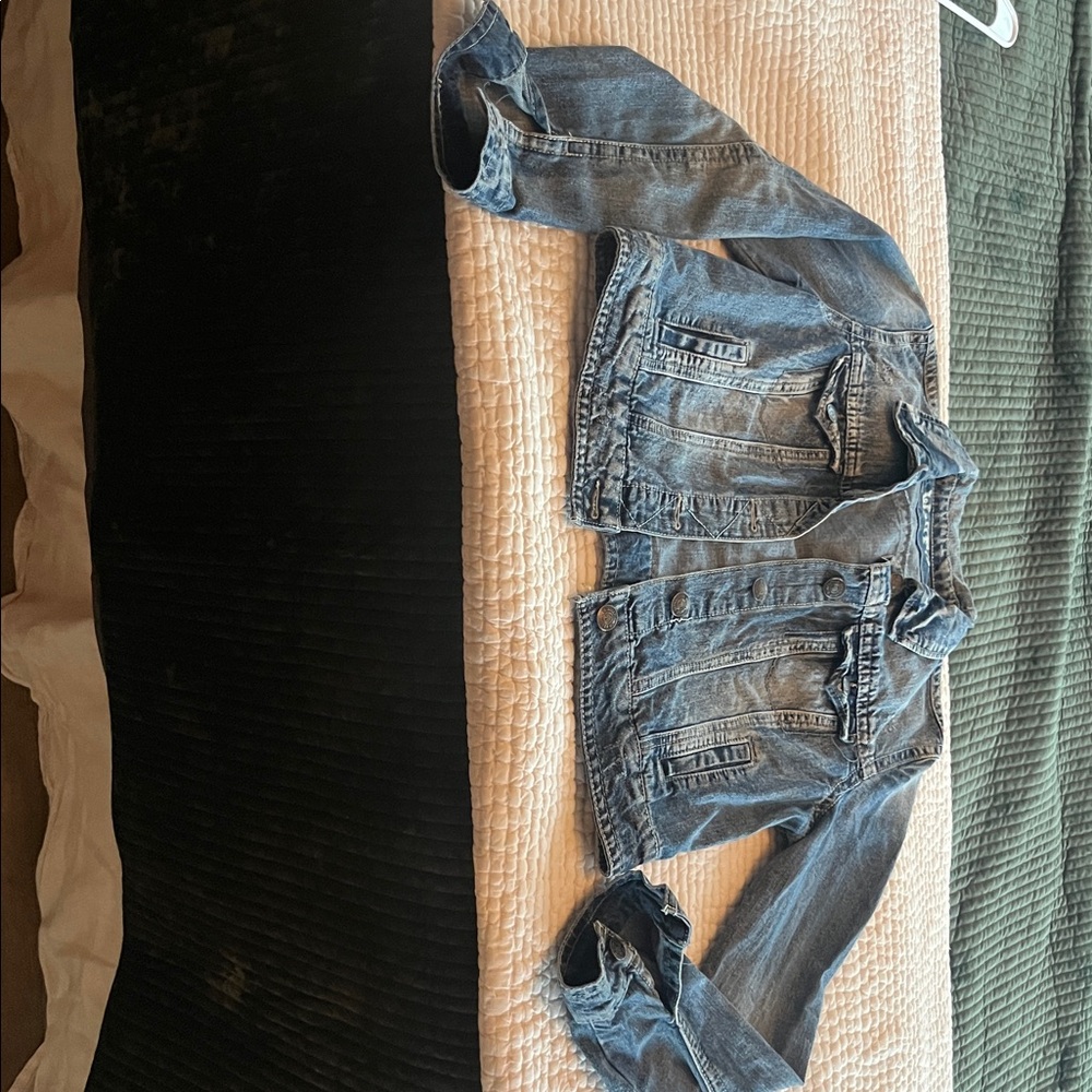 Wallflower Light Blue Women's Denim Jacket - Picture 4 of 6